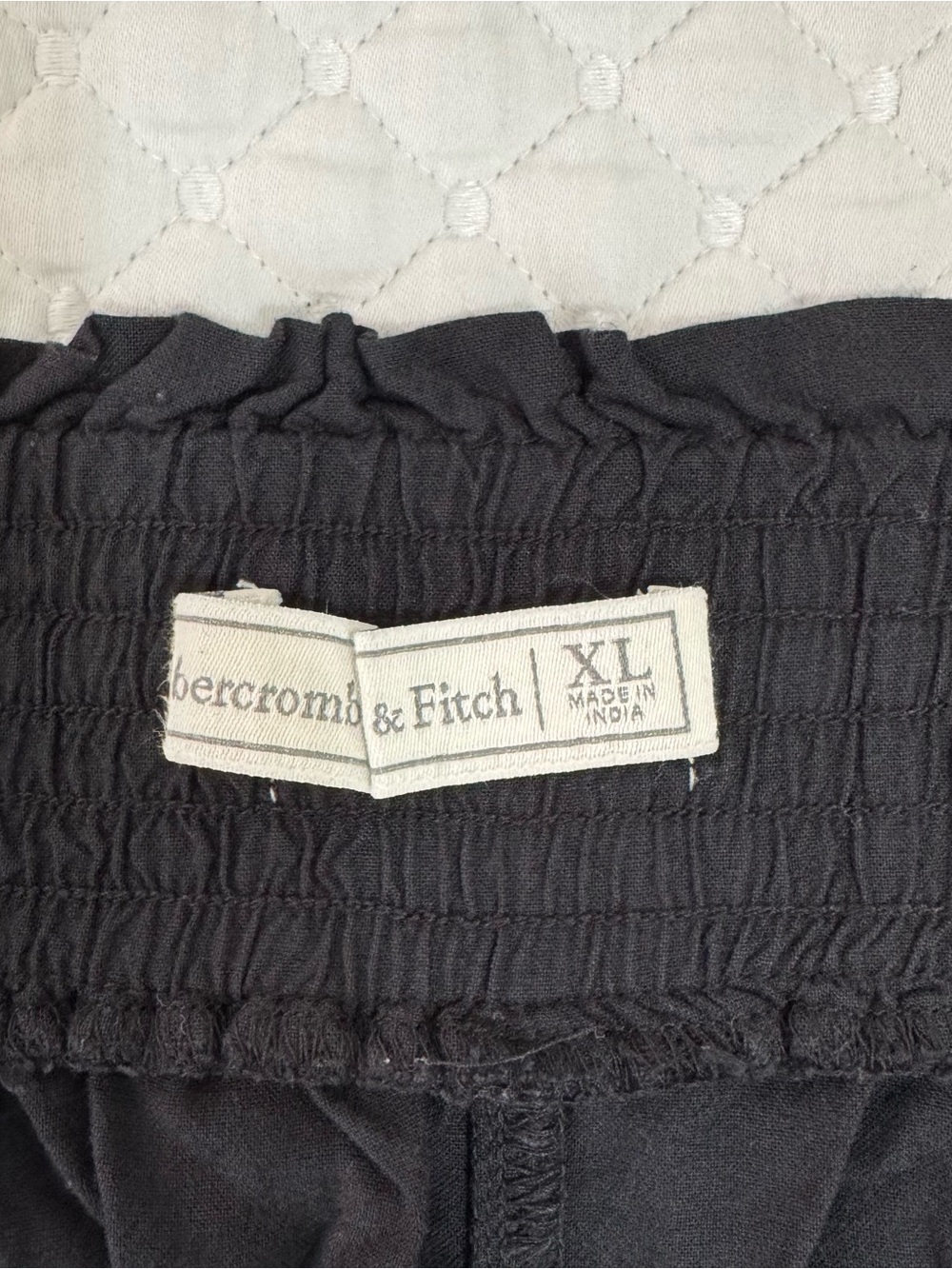 Abercrombie & Fitch - Black Tie Waist Shorts - Picture 3 of 3